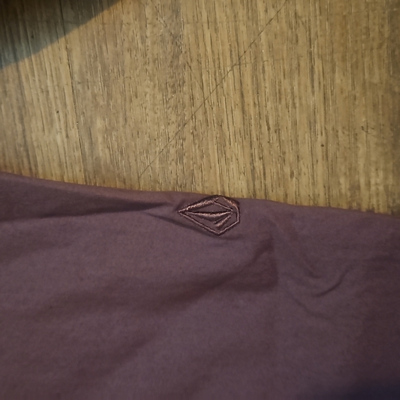 NWT Men's Volcom Maroon "Tokyo True Cargo Pant" w/ good Stretch. - Picture 8 of 8